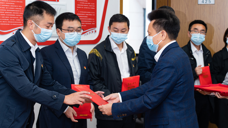 WZH0154.jpg WZH0154.jpg