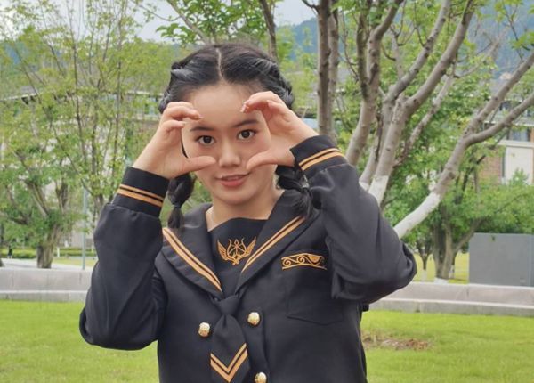 赵金虹照片.png 赵金虹照片.png