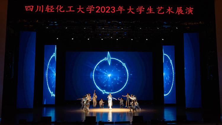 ZYX_6471.jpg ZYX_6471.jpg