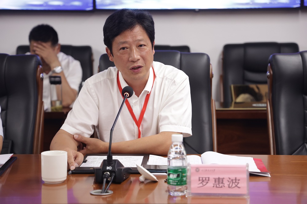 生工学院-四川轻化工大学食品科学与工程一流学科建设专家研讨会在我校成功举行1.JPG